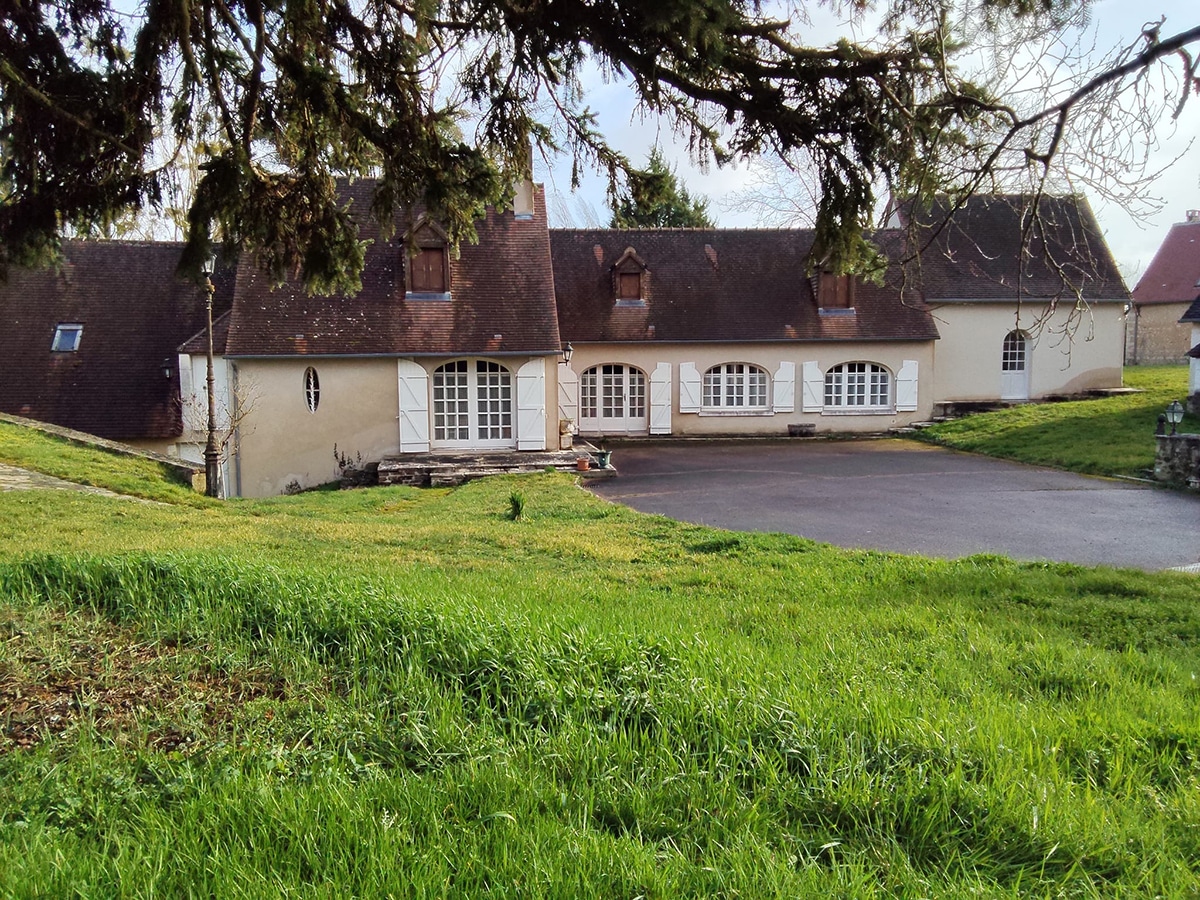 Propriété d’Agrément dans l’Indre d’environ 3,2 hectares