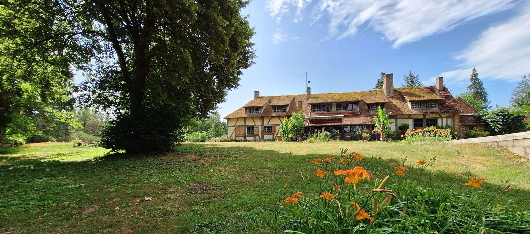 Domaine de Caractère en Sologne d’environ 9 hectares